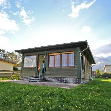 Ferienhaus Ferienhaus Direkt Am Plauer 10831